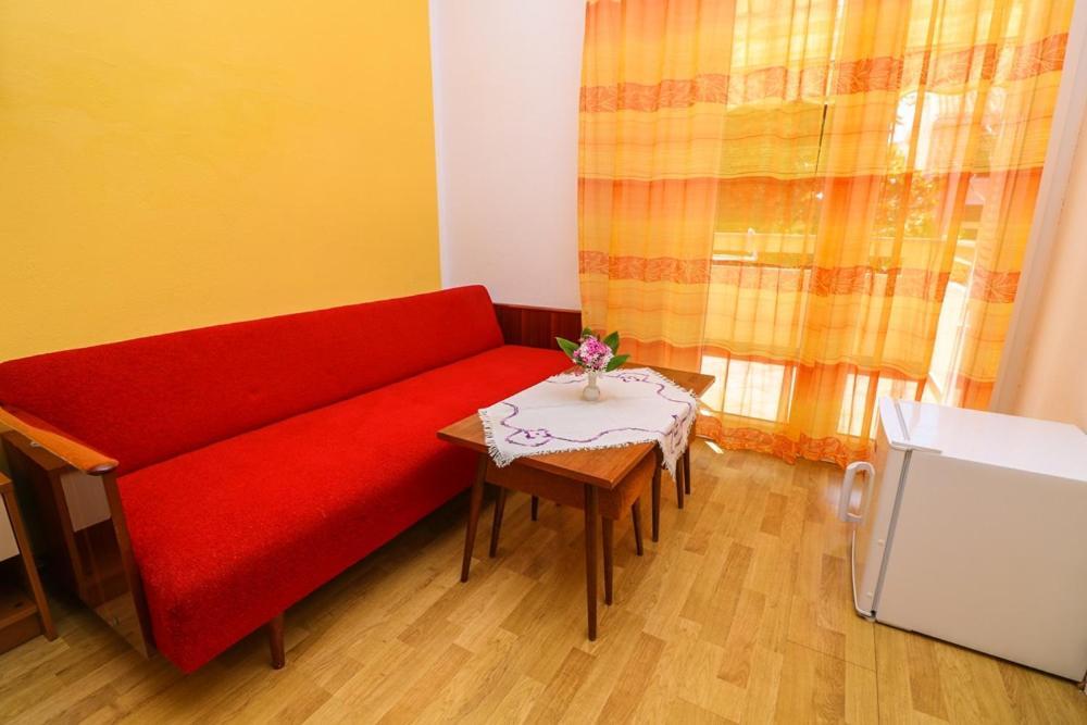 Double Rooms Tomica 2 With Balcony Baška Kültér fotó