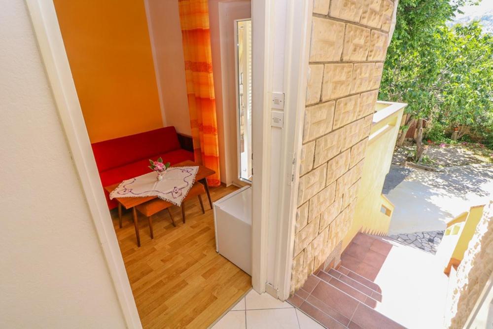 Double Rooms Tomica 2 With Balcony Baška Kültér fotó