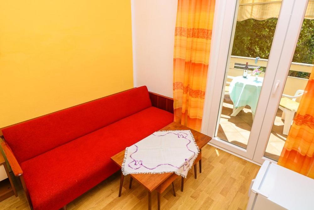 Double Rooms Tomica 2 With Balcony Baška Kültér fotó